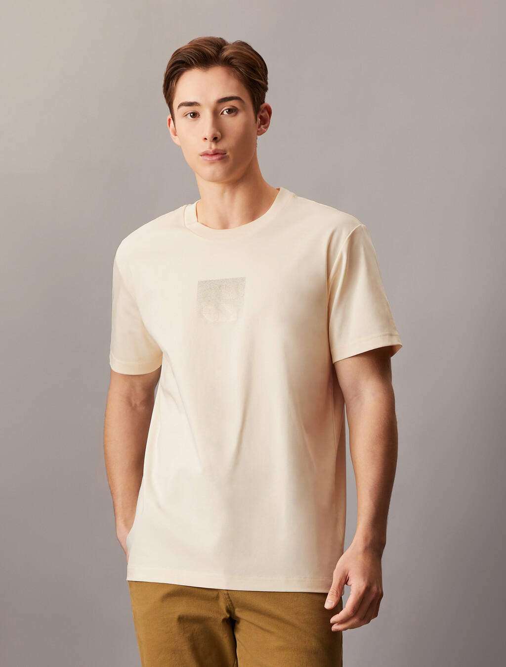 Soft Box Monogram Interlock Tee, Antique White, hi-res