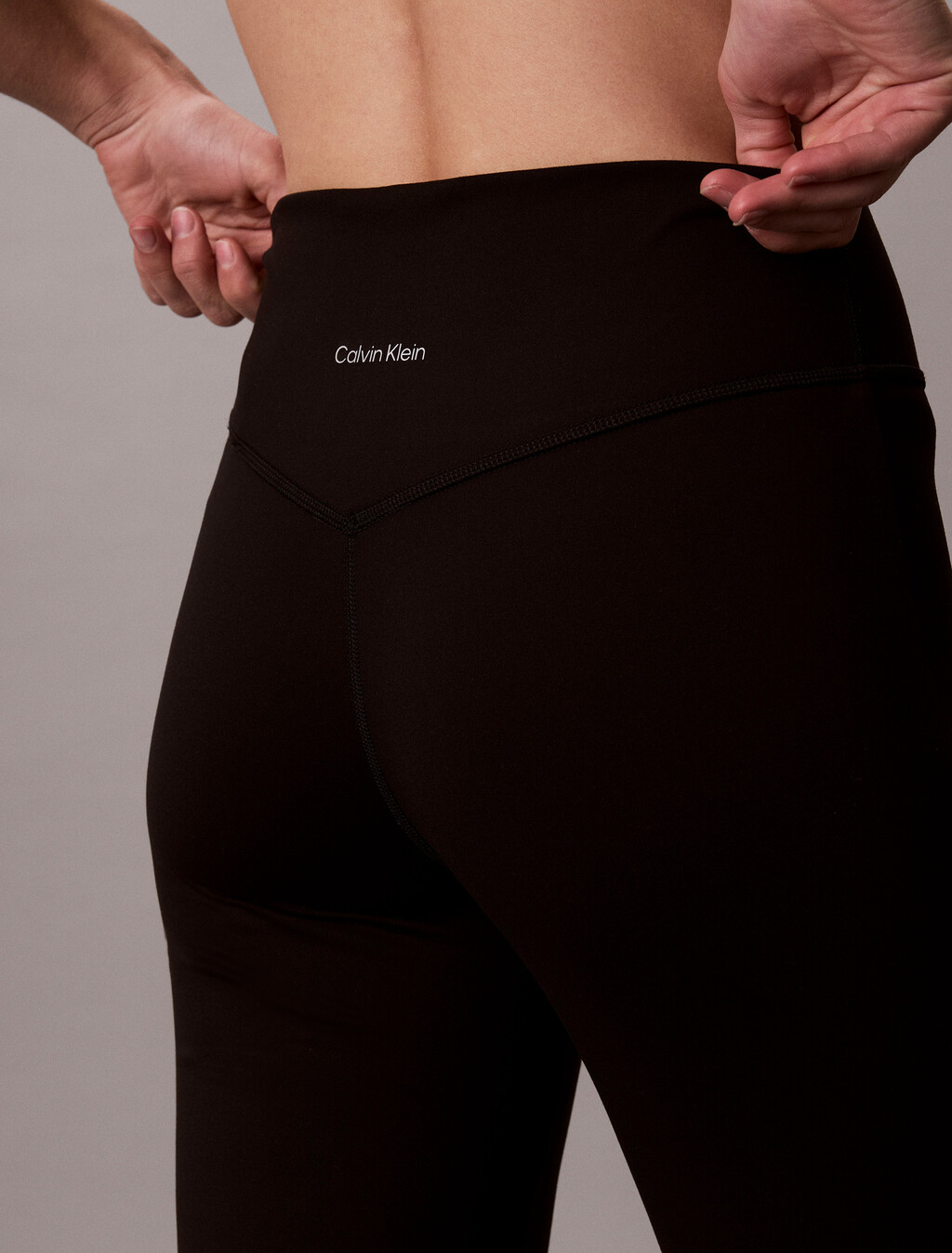 Quick-Dry Flared Gym Leggings, Black, hi-res