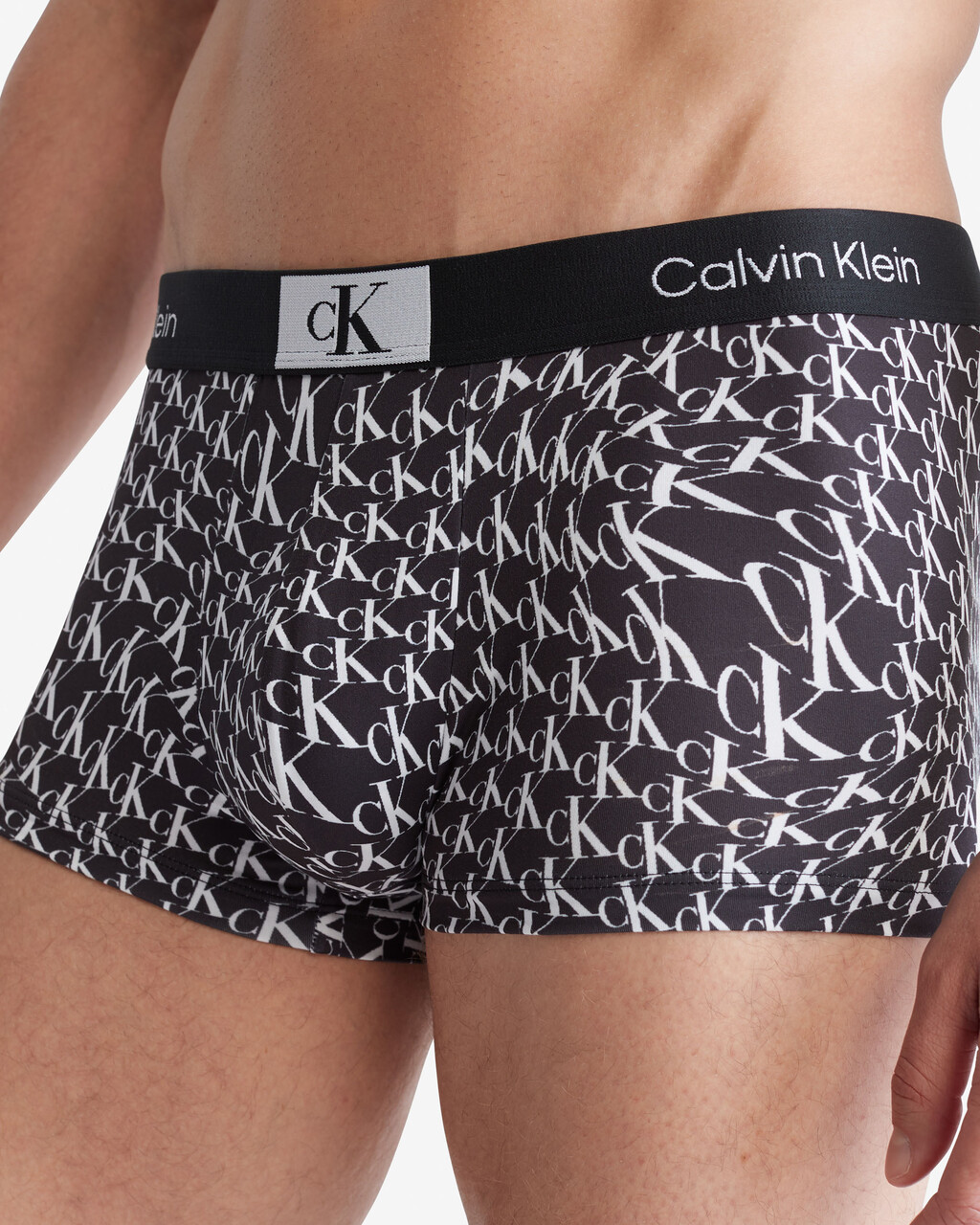 CALVIN KLEIN 1996 MICRO LOW RISE TRUNKS, WARPED LOGO PRINT_BLACK, hi-res