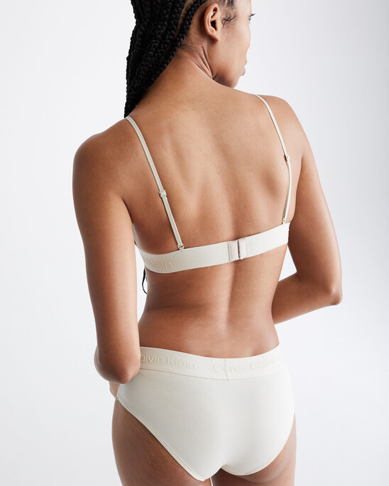 CK STANDARDS UNLINED TRIANGLE BRA