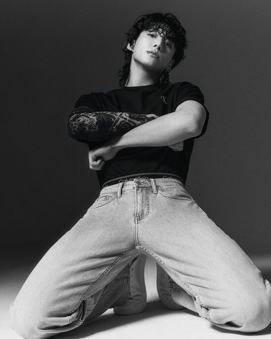 RECONSIDERED 90S STRAIGHT RECYCLED COTTON JEANS