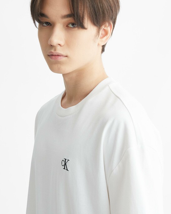 GENDER NEUTRAL RELAXED TEE