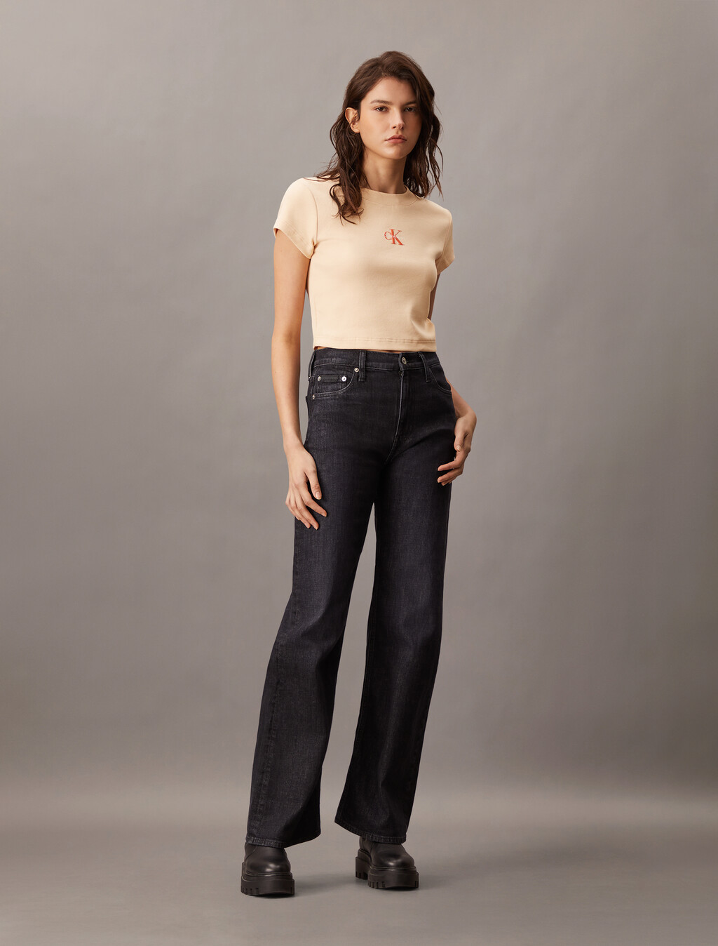 Slim Cropped Monogram T-shirt, Appleblossom, hi-res