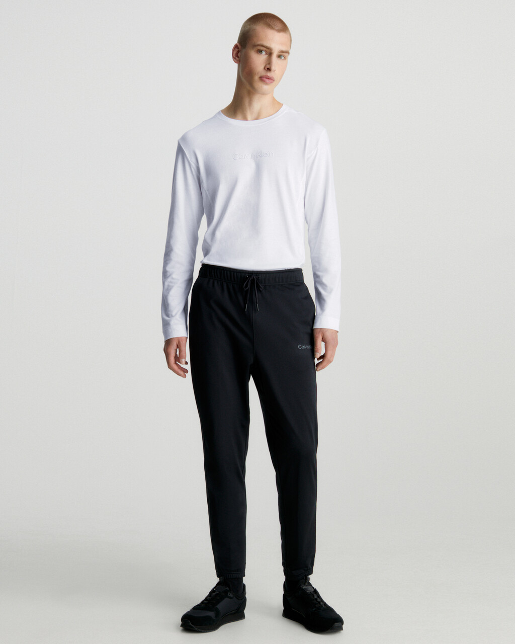 Long Sleeve Gym T-Shirt, VAPOROUS GRAY, hi-res
