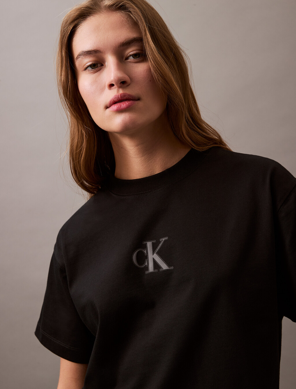 Cropped Monogram T-shirt, Black, hi-res
