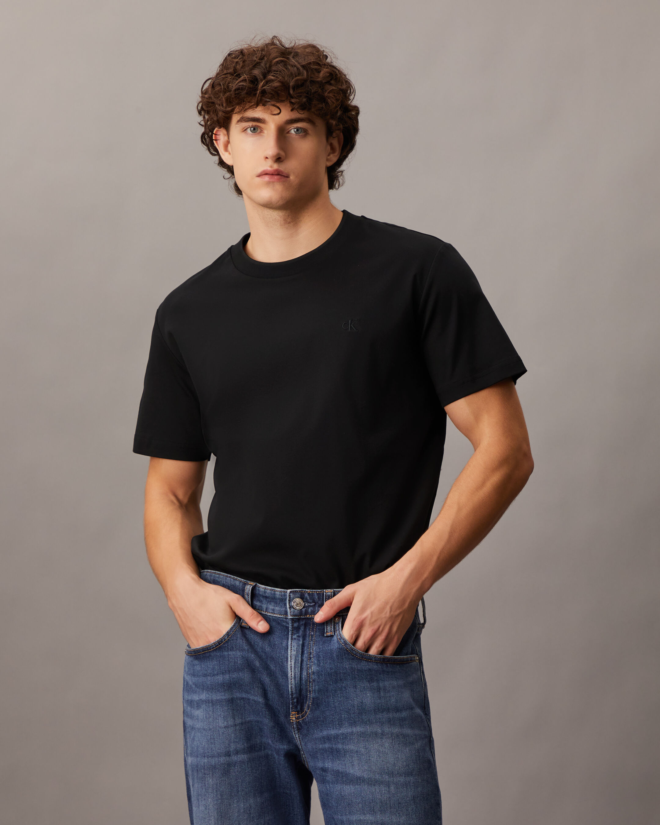 Calvin klein t shirt malaysia 2025