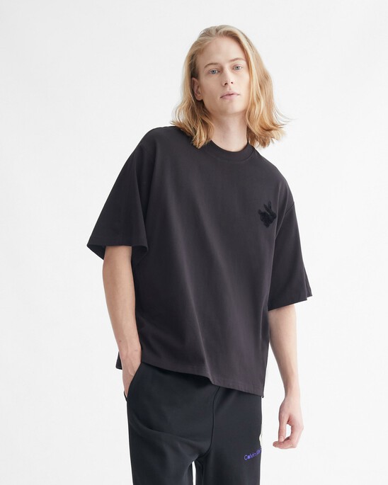 YEAR OF THE RABBIT OPEN SIDE RELAXED TEE