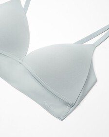 Invisibles Lightly Lined Triangle Bra, Silver Springs, hi-res