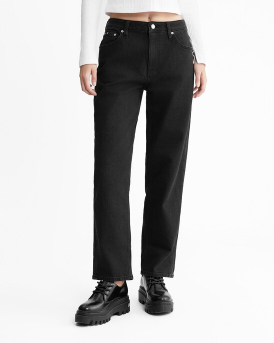 Sustainable 90S Straight Black Jeans