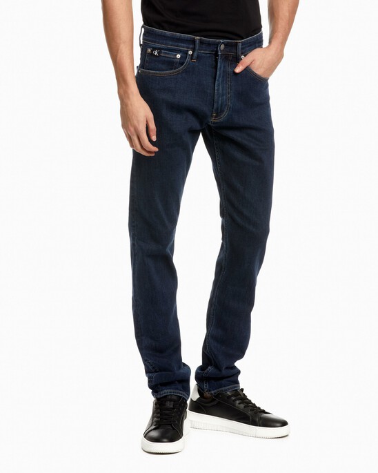 PREMIUM MODERN TAPER JEANS