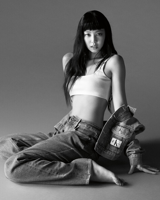 SUPER CROPPED DENIM JACKET
