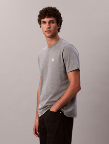 Monogram Patch Classic Tee, Med Grey Htr, hi-res