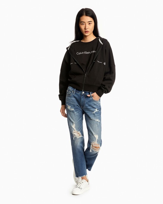 INSTITUTIONAL STRAIGHT TEE
