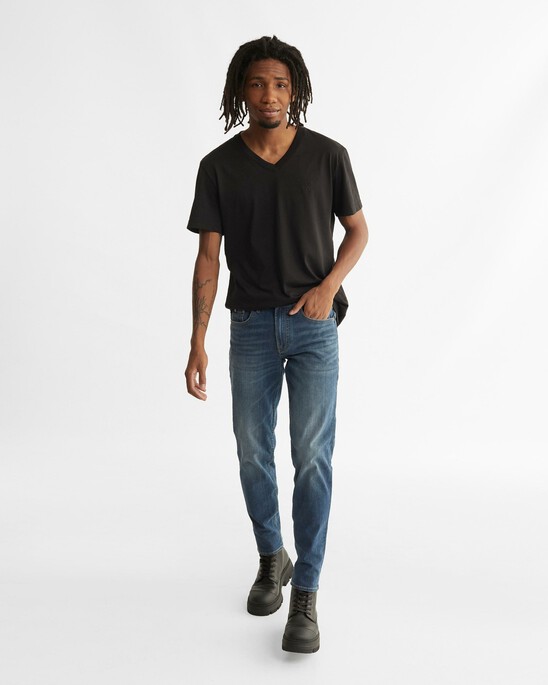 ULTIMATE STRETCH BODY TAPER JEANS