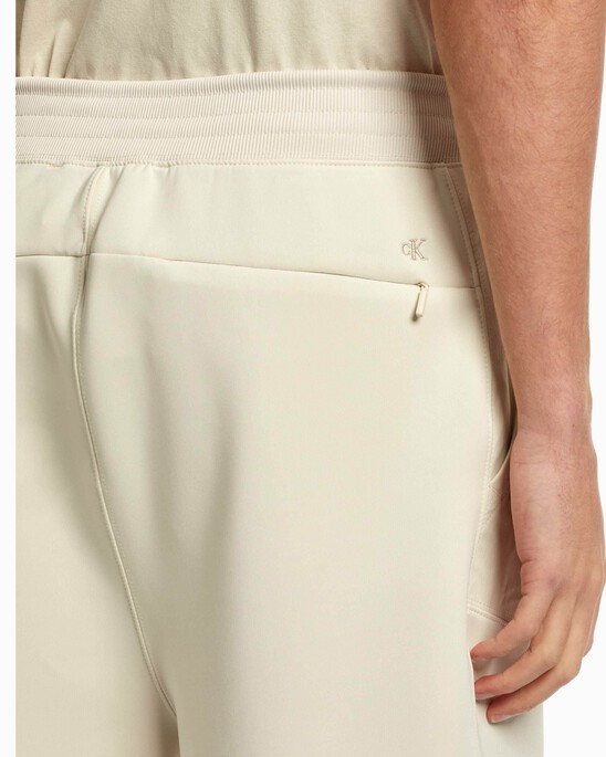 PREMIUM LOGO TAPE SWEAT SHORTS