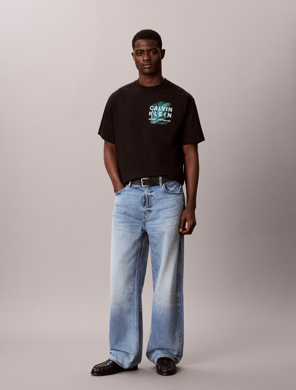 Resort Palm Graphic Relaxed Tee, Black, hi-res