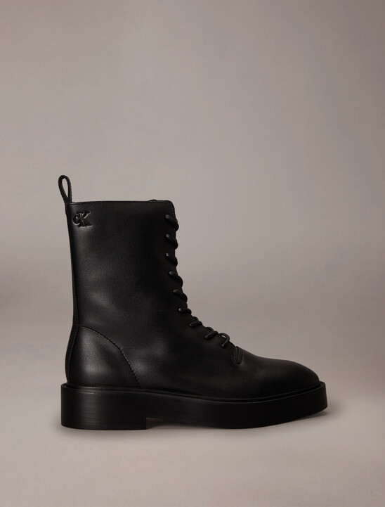 Concave Welt Lace Up Boot