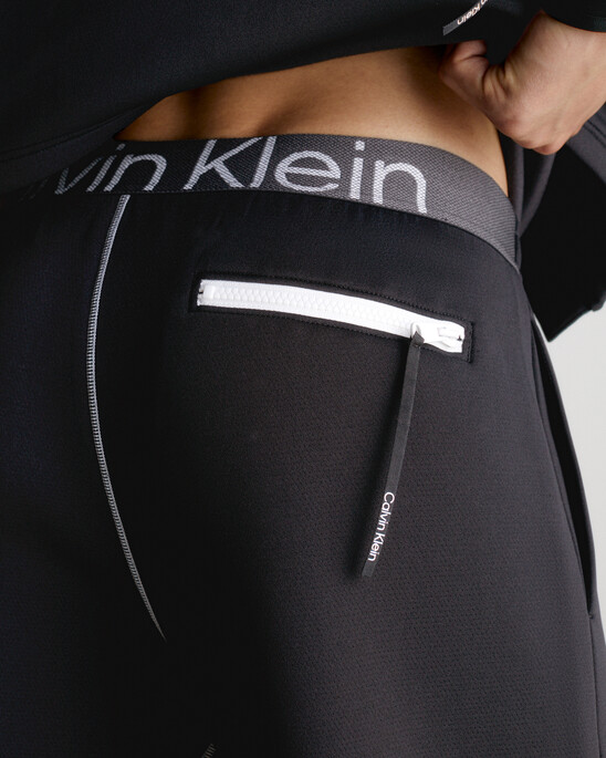 Topstitch Joggers