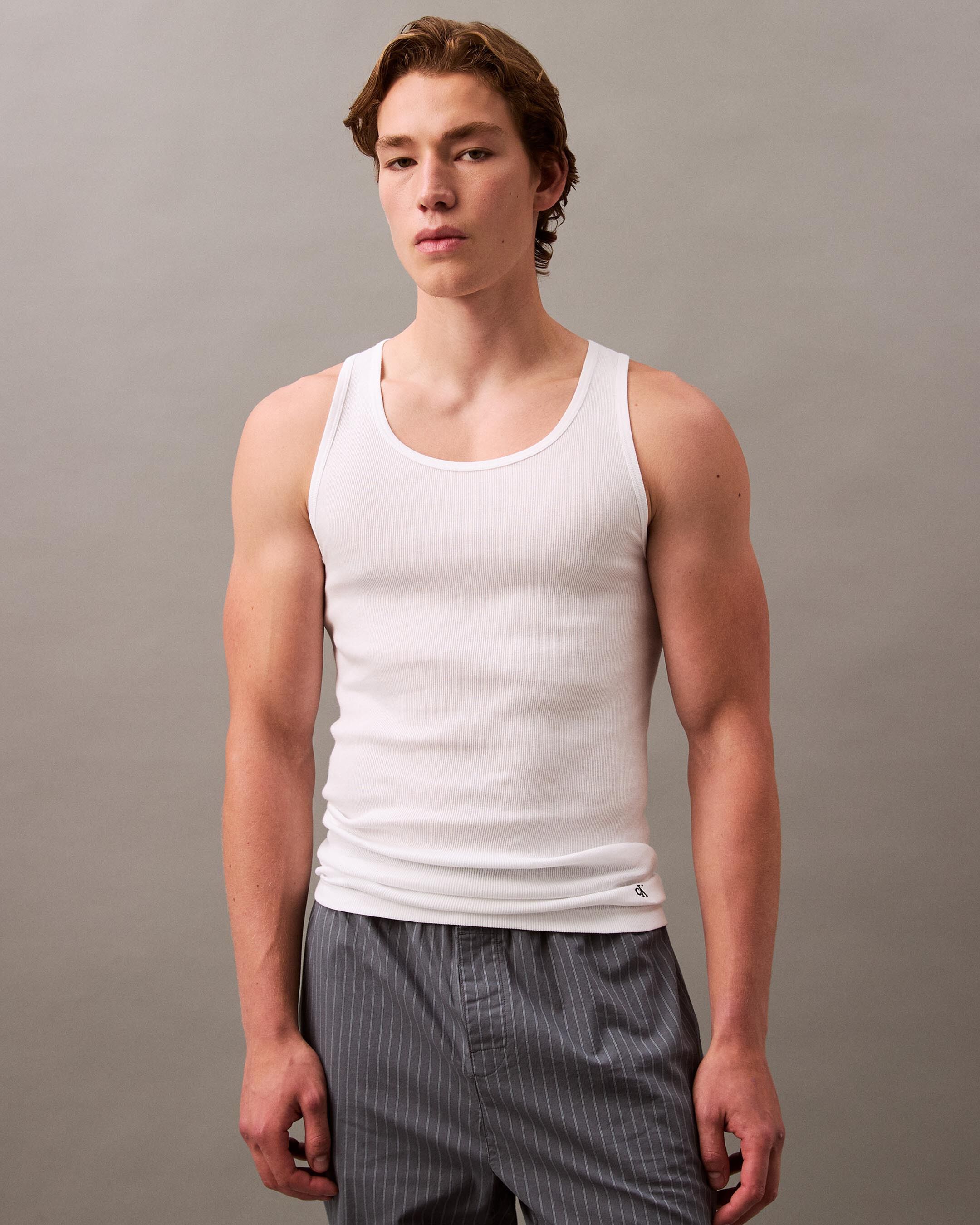 Tops Calvin Klein Malaysia