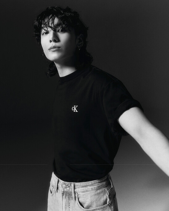 Calvin Logo Crew Neck Tee