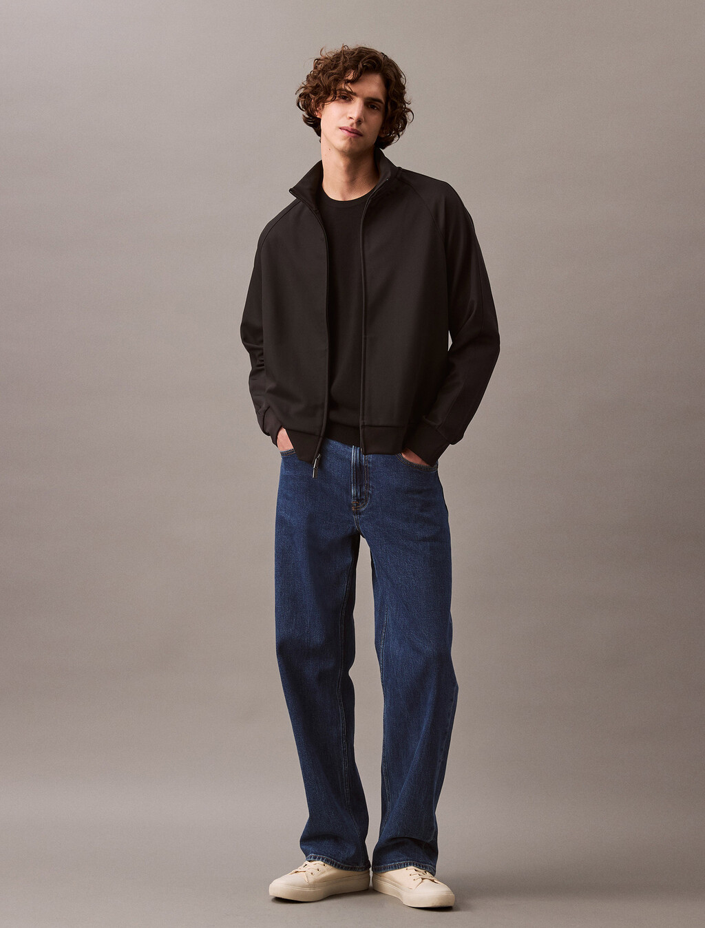 Tech Knit Crewneck Sweater T-Shirt, Black, hi-res