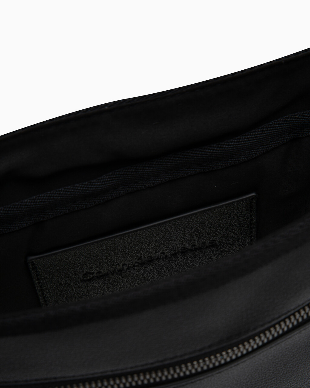 CKJ Ultralight Messenger Bag, BLACK, hi-res