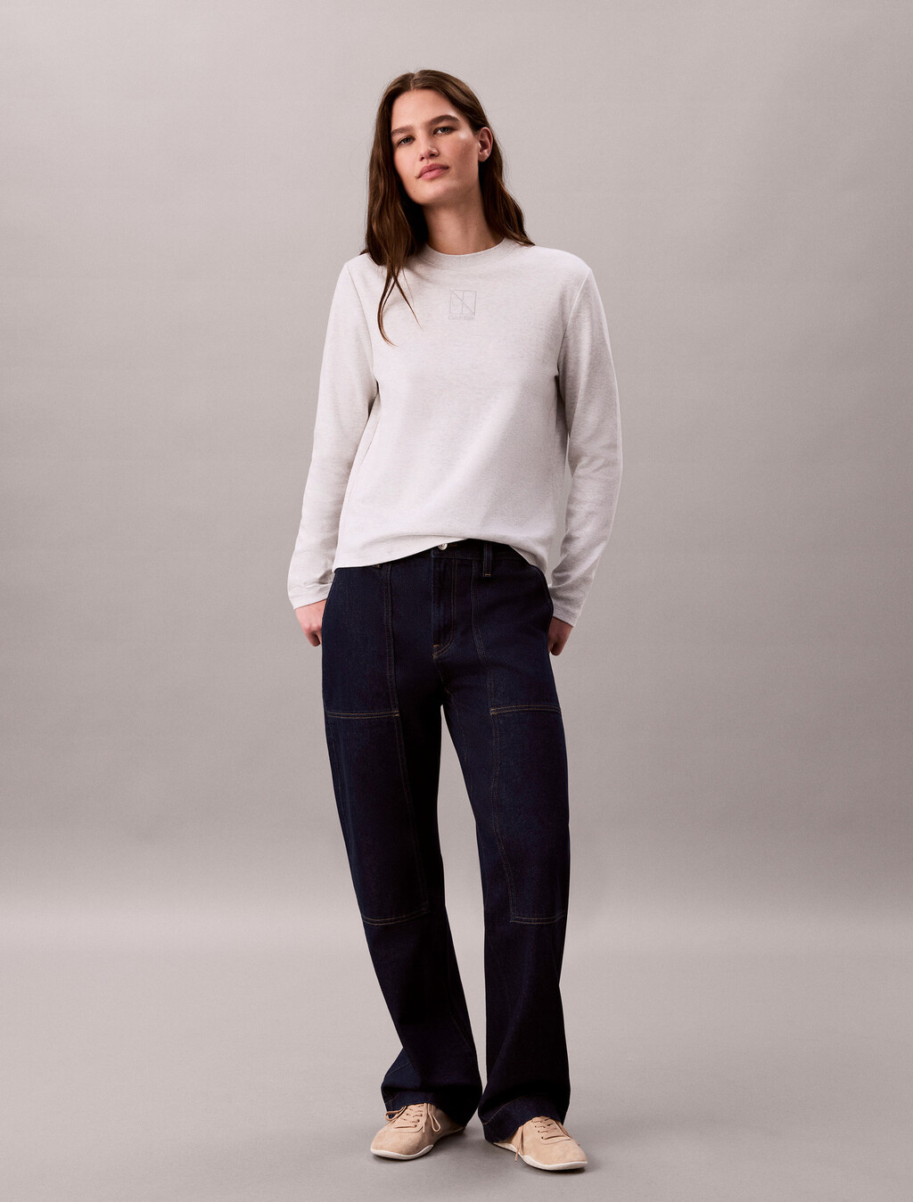 Interlock Cotton Emblem Mock Neck Tee, Light Grey Heather, hi-res