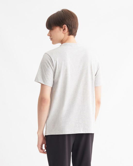 ESSENTIALS LOGO GRAPHIC TEE