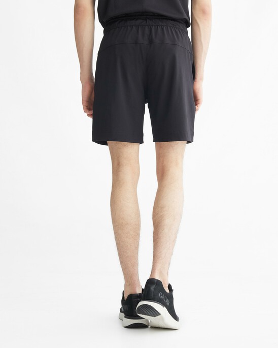 ESSENTIALS WOVEN SHORTS