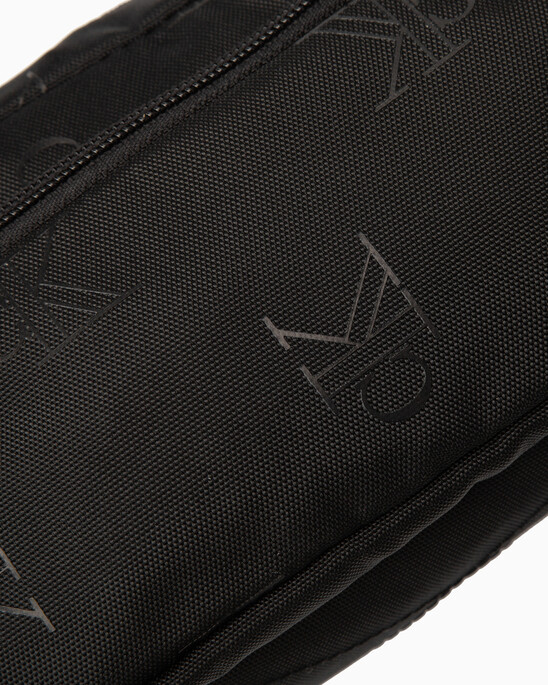 SPORT ESSENTIAL PHONE CROSSBODY BAG