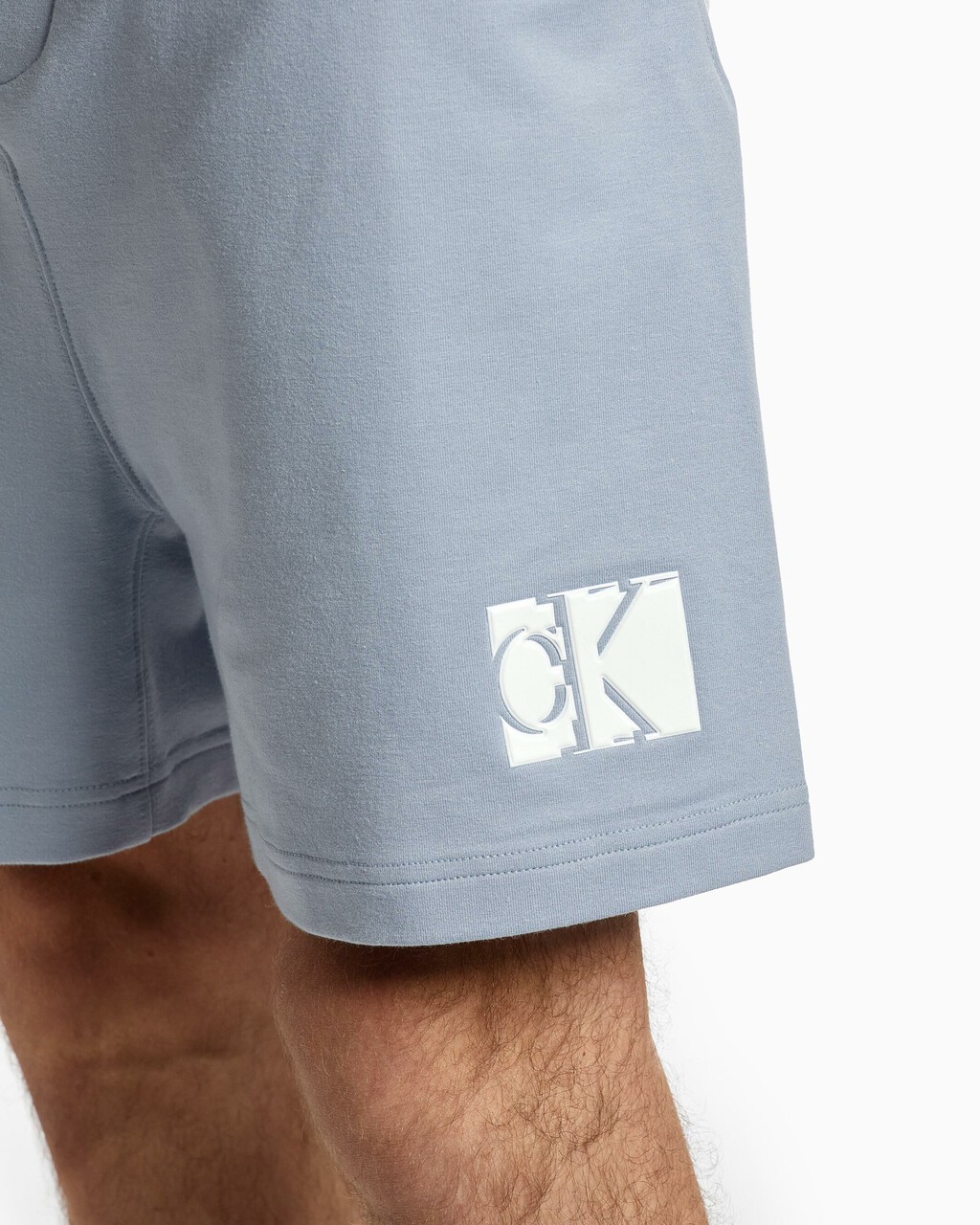 EMBOSSED LOGO SWEATSHORTS, SILVER SKY, hi-res