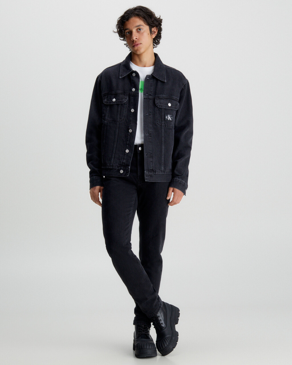 90'S Denim Jacket | Denim Black | Calvin Klein Malaysia