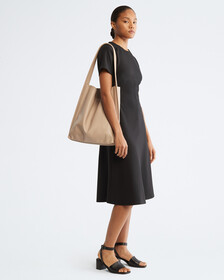 CK MODERN LARGE SHOPPING TOTE, BROWN INCENSE, hi-res