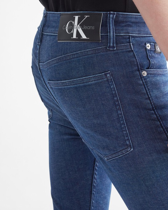 FOREVER STRETCH SKINNY JEANS
