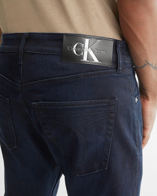 SUSTAINABLE LYOCELL MODERN TAPER JEANS
