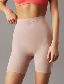 Stay Put Mesh Mid-Thigh Short, Cedar, hi-res