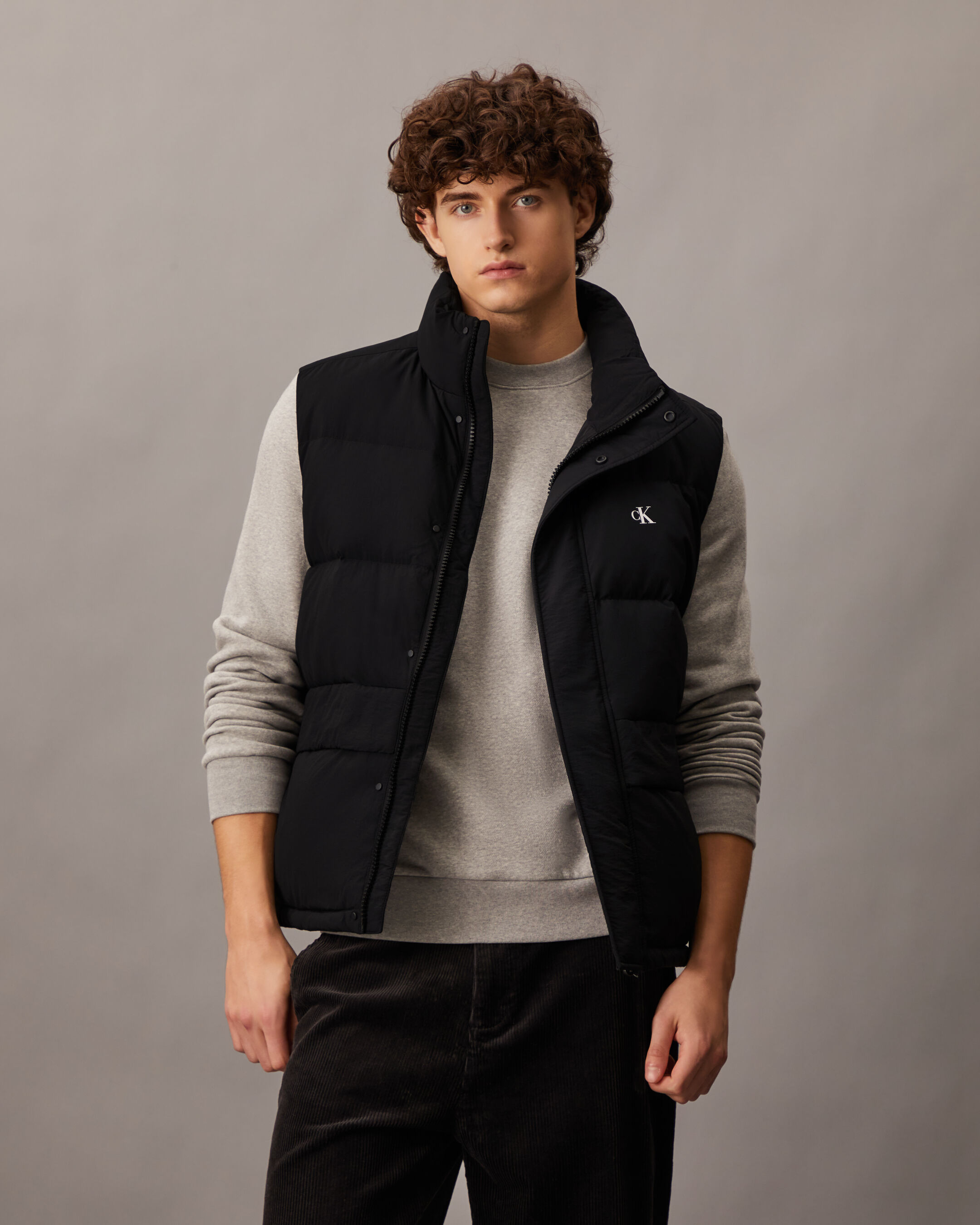 Calvin klein vest store