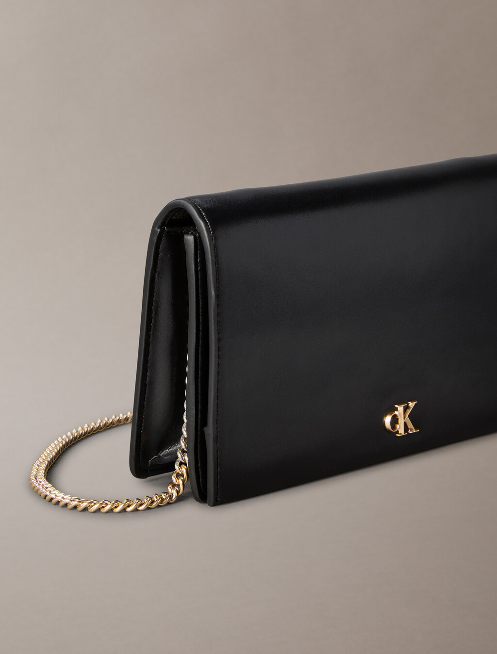 Monogram Wallet on Chain, Black, hi-res